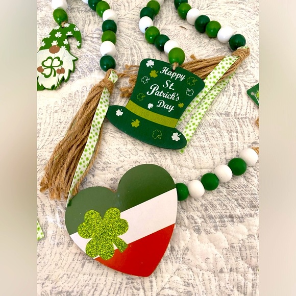 🍀 ST. PATRICK’S DAY WOOD BEAD GARLAND BUNDLE! SET OF 7! BRAND NEW W/TAGS! - Picture 3 of 10